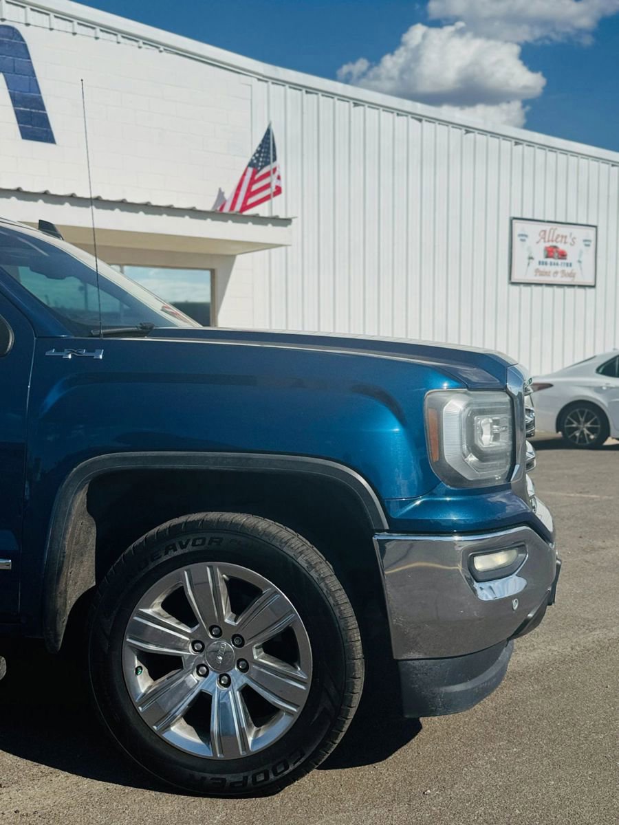 Used 2017 GMC Sierra 1500 SLT image 2