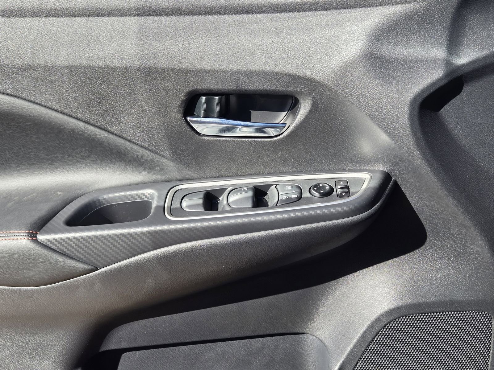 New 2025 Nissan Versa SR image 20