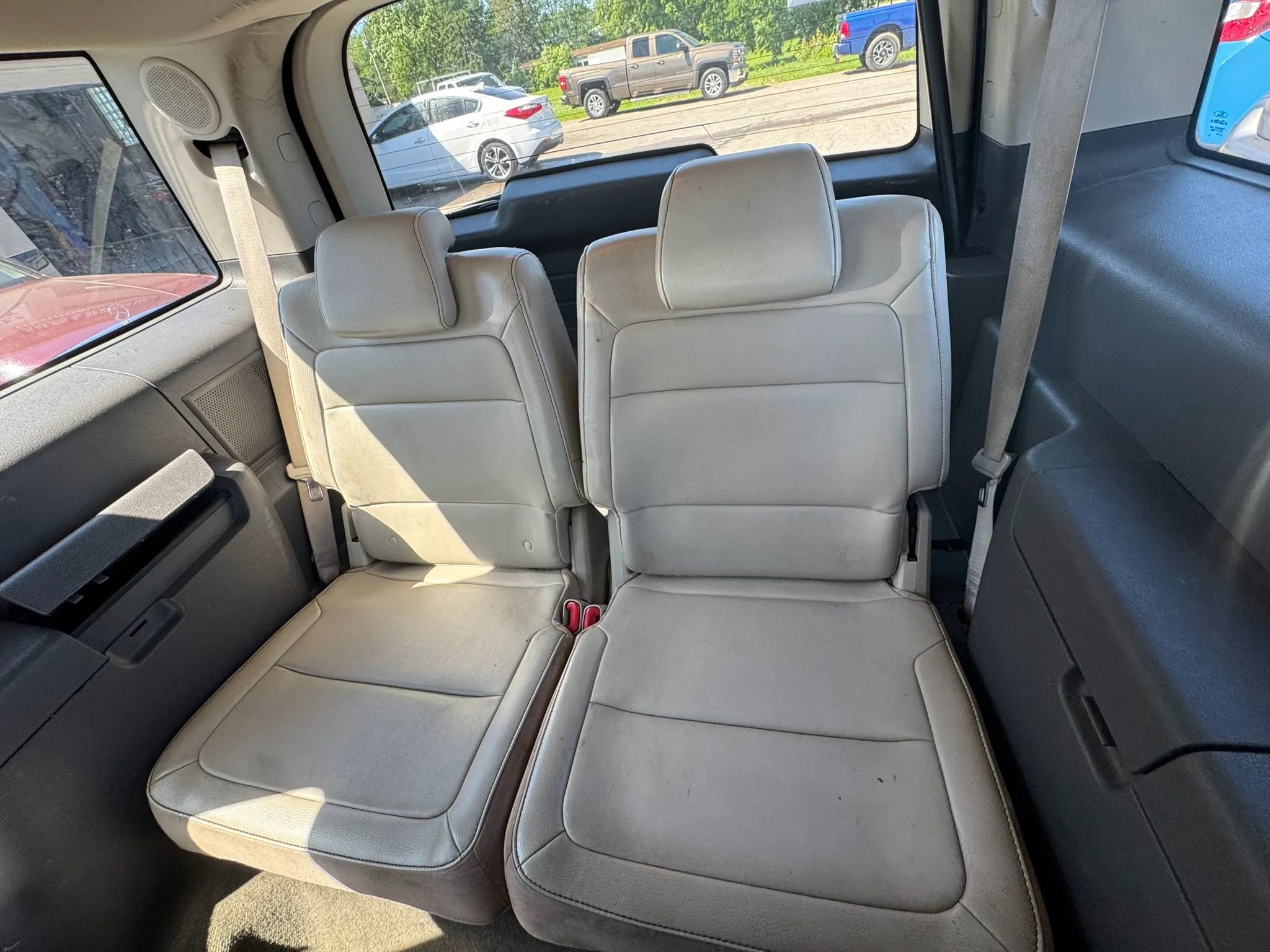 Used 2011 Ford Flex SEL w/ Rapid Spec Order Code FWD image 22