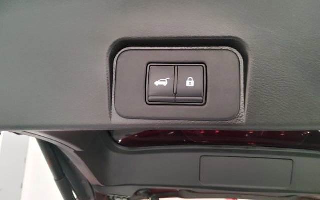Used 2023 Nissan Rogue SL image 15