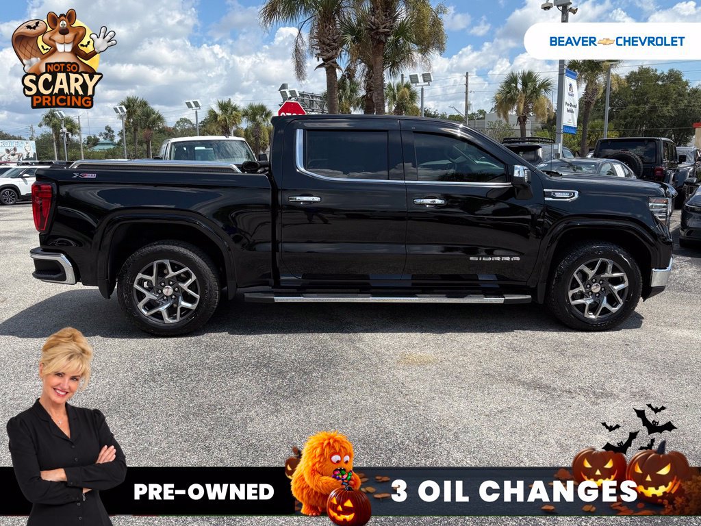 Used 2023 GMC Sierra 1500 SLT w/ SLT Premium Package AWD/4WD image 8
