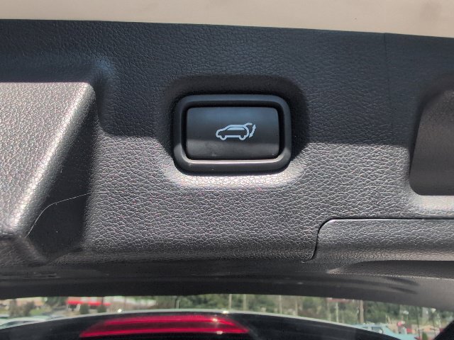 Used 2023 Hyundai Santa Fe SEL w/ Cargo Package FWD image 15