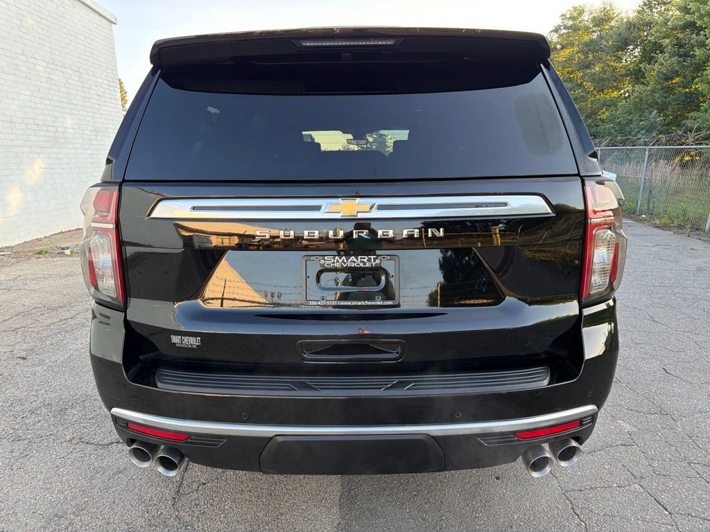 Used 2021 Chevrolet Suburban High Country w/ Premium Package AWD/4WD image 3