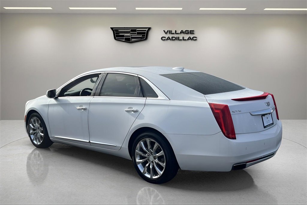 Used 2017 Cadillac XTS Premium Luxury image 3