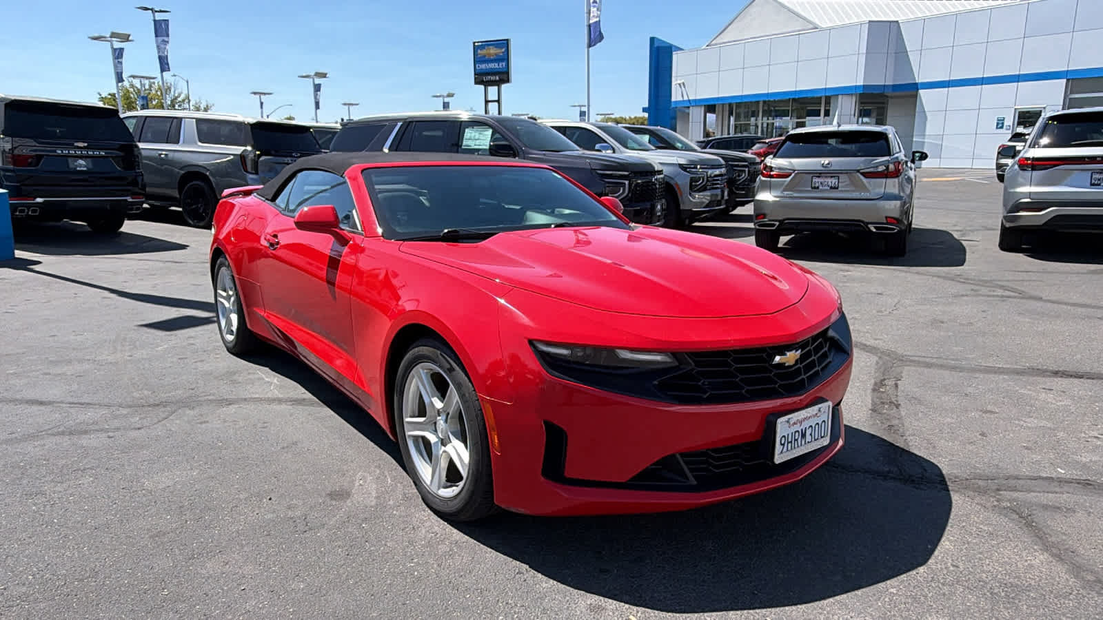 Used 2020 Chevrolet Camaro LT RWD image 3