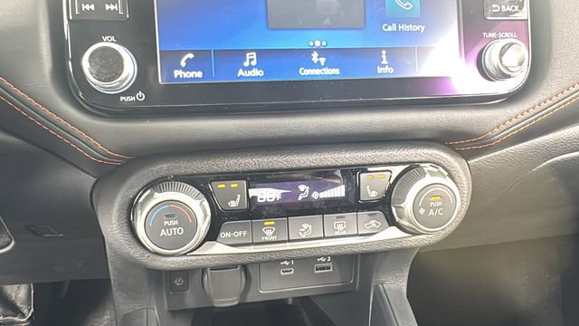 New 2025 Nissan Versa SR w/ Trunk Package image 24