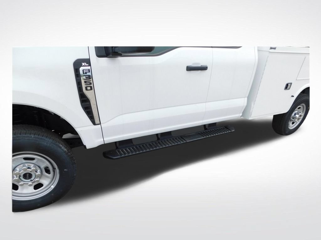 New 2025 Ford F350 XL w/ XL Chrome Package AWD/4WD image 13