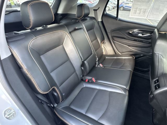 Used 2023 GMC Terrain AT4 image 27