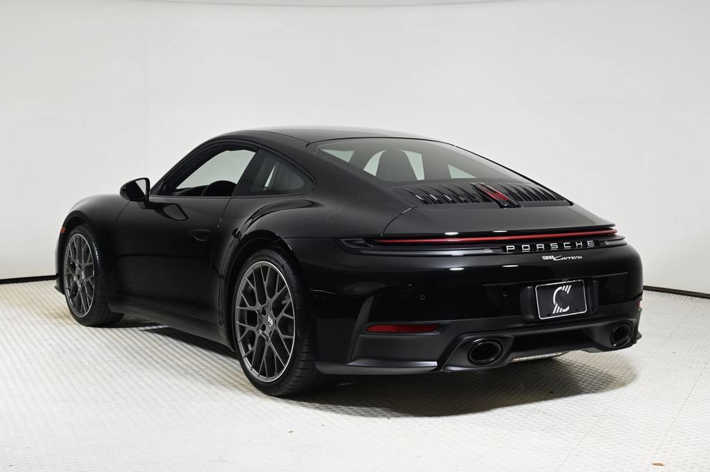 Used 2025 Porsche 911 Carrera w/ Sport Chrono Package RWD image 3