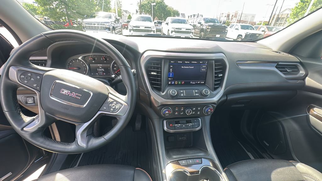 Used 2023 GMC Acadia AT4 w/ Preferred Package image 15