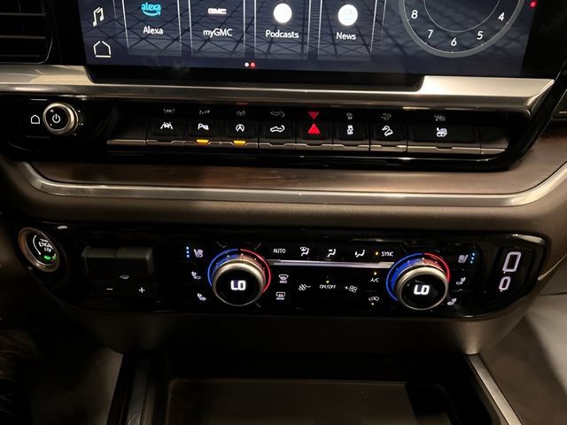Certified 2024 GMC Sierra 1500 SLT w/ SLT Premium Plus Package AWD/4WD image 29