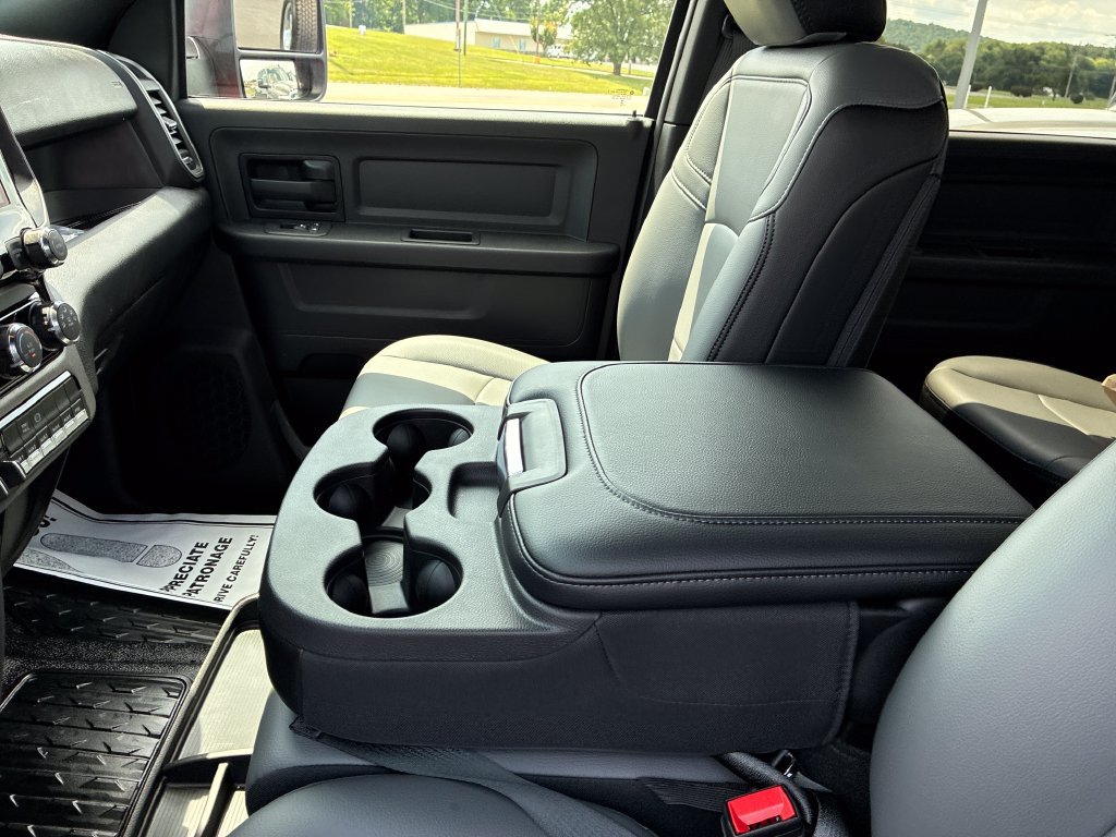 New 2026 RAM 3500 Tradesman w/ Chrome Appearance Group A AWD/4WD image 11