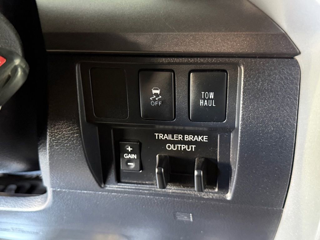 Used 2018 Toyota Tundra SR5 w/ TRD Sport Package image 30