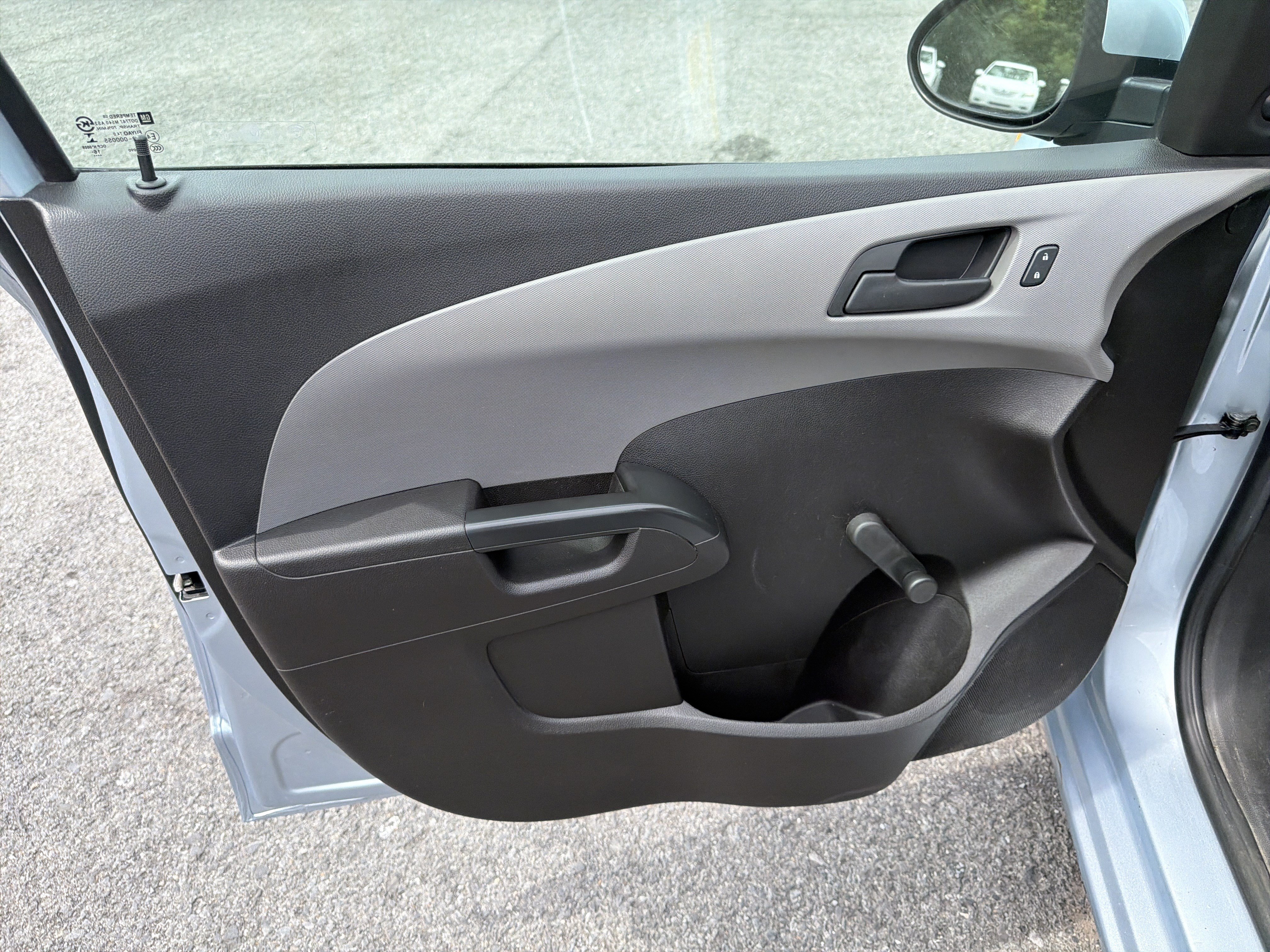 Used 2017 Chevrolet Sonic LS FWD image 15