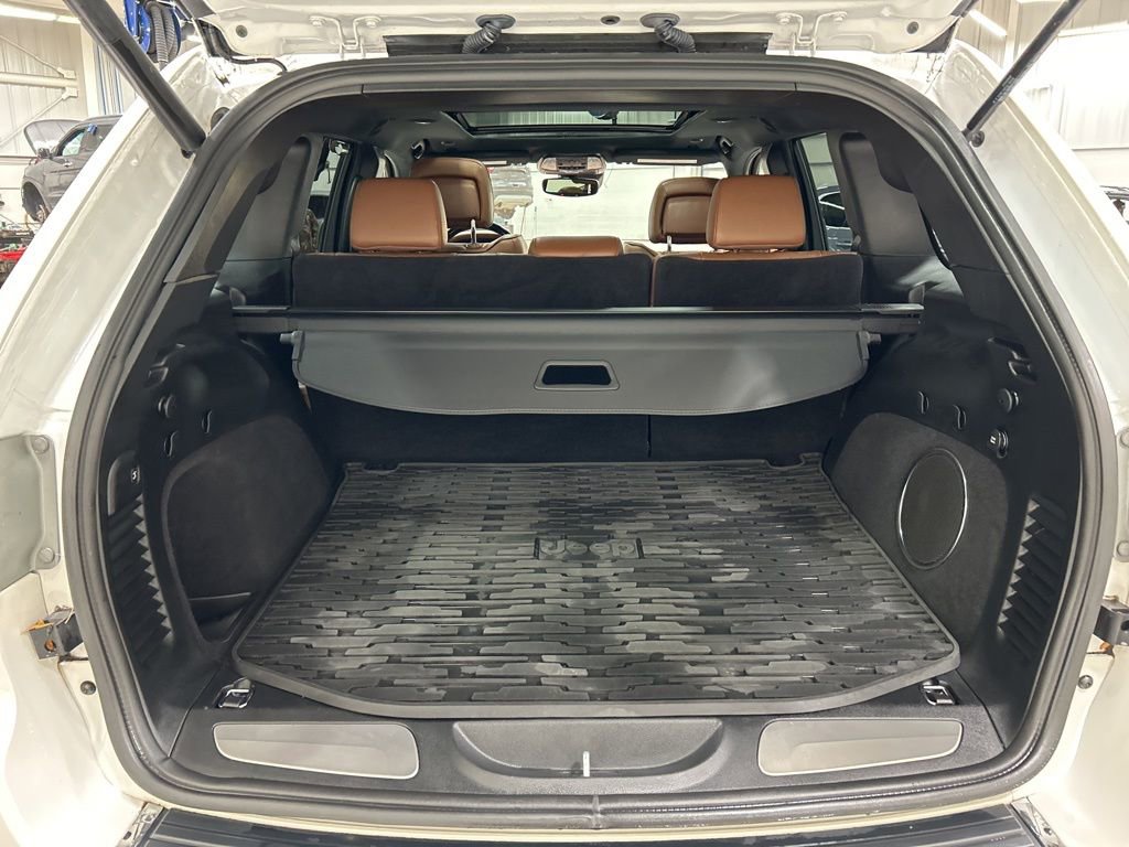 Used 2021 Jeep Grand Cherokee Overland image 30