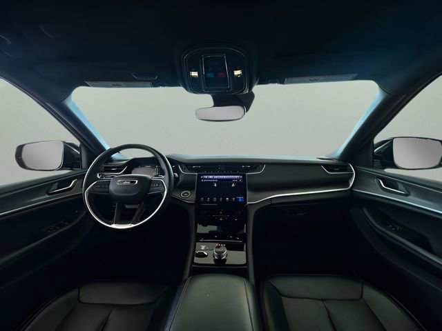 Used 2024 Jeep Grand Cherokee Limited image 33