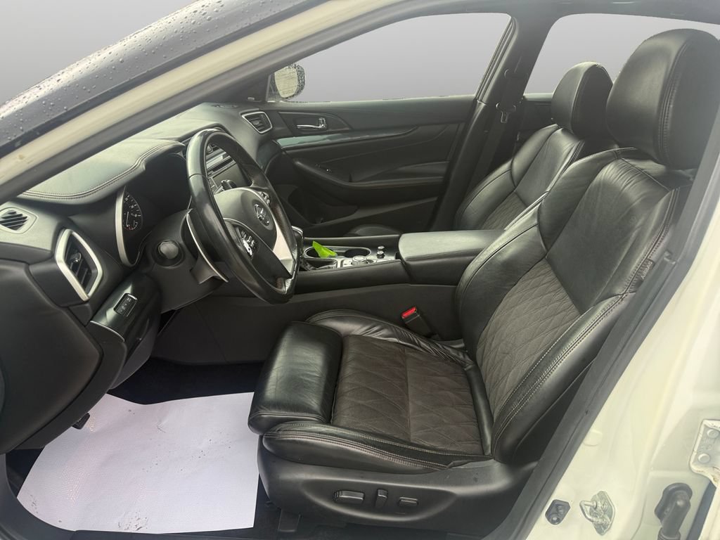Used 2019 Nissan Maxima SR w/ Premium Package FWD image 10