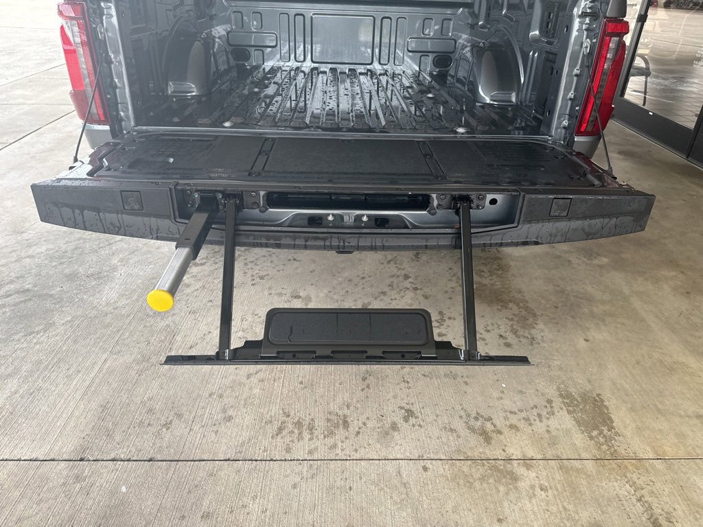 New 2025 Ford F150 XLT image 23