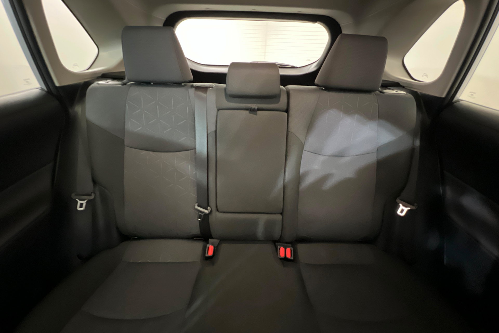Used 2025 Toyota RAV4 XLE AWD/4WD image 26