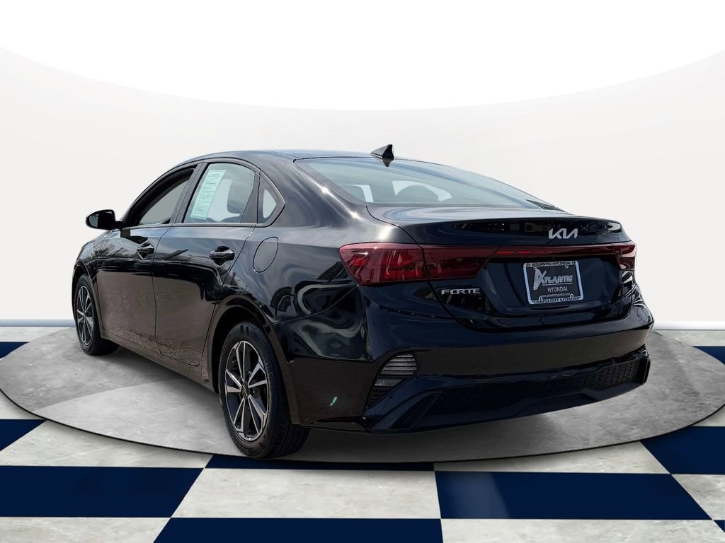Used 2023 Kia Forte LXS w/ LXS Technology Package image 5