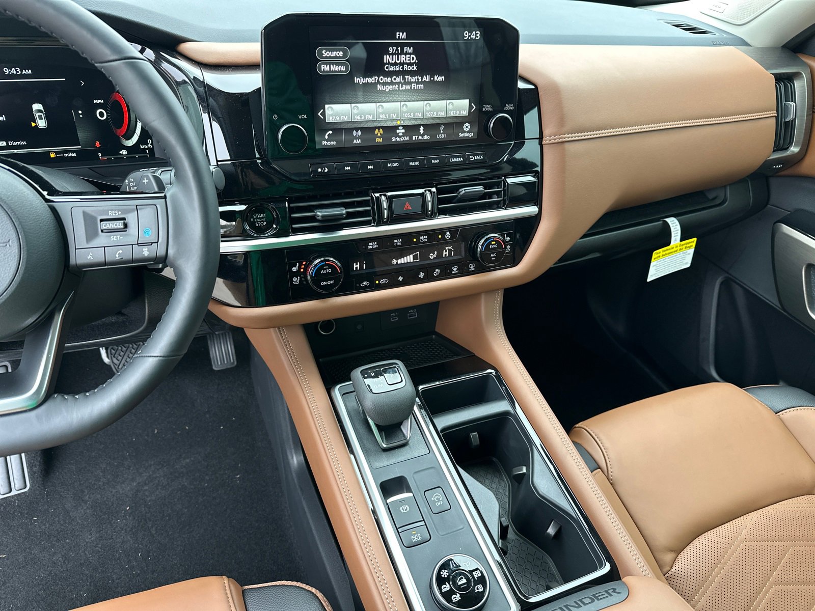 New 2025 Nissan Pathfinder Platinum w/ Lighting Package (N92) image 31