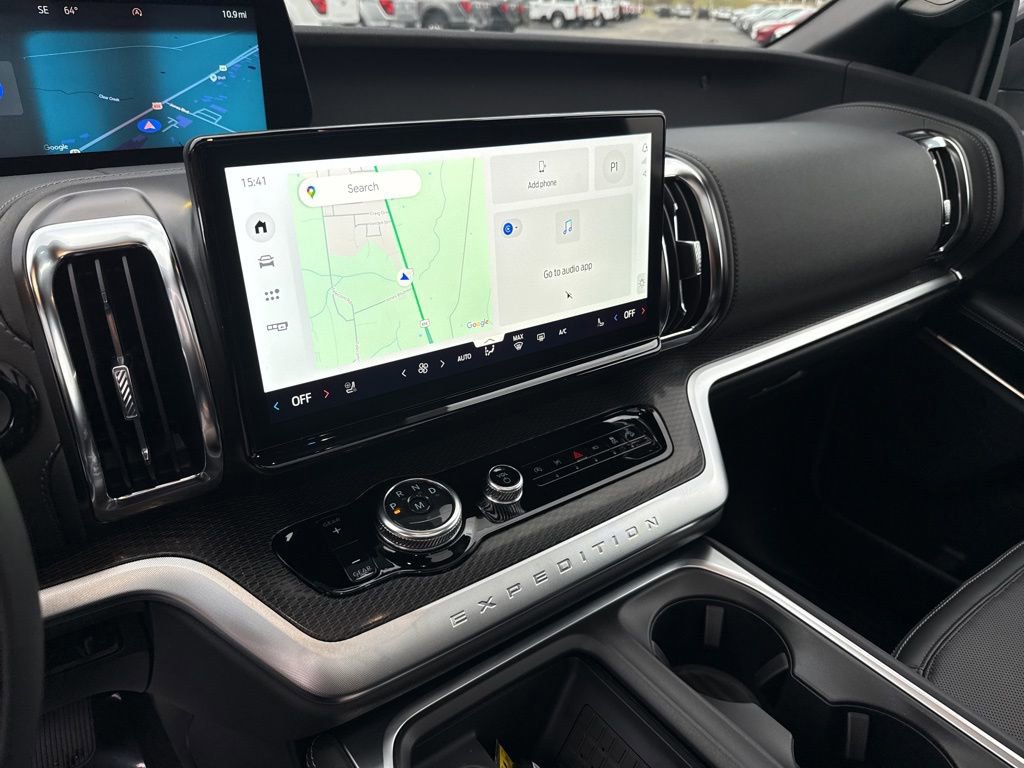 New 2025 Ford Expedition Platinum w/ Stealth Performance Package image 25