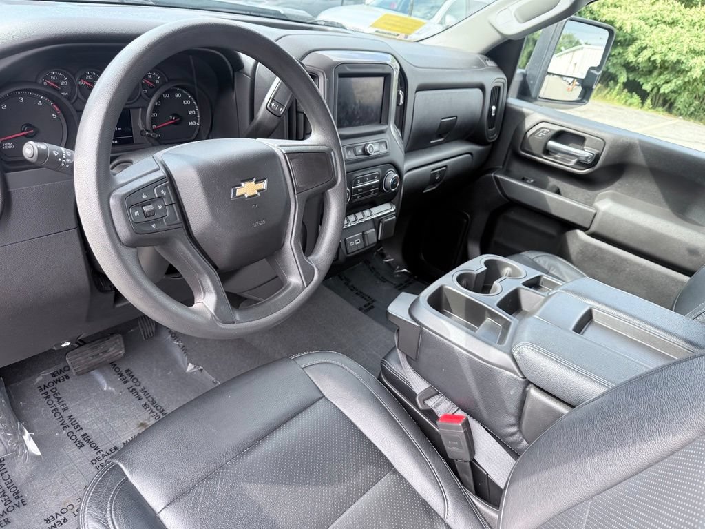 Used 2024 Chevrolet Silverado 2500 Custom w/ Custom Value Package AWD/4WD image 17