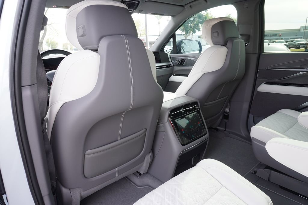 New 2026 Cadillac Escalade IQL Luxury image 10