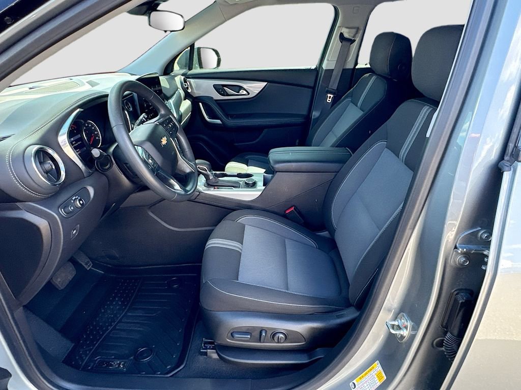 Used 2024 Chevrolet Blazer LT AWD/4WD image 29