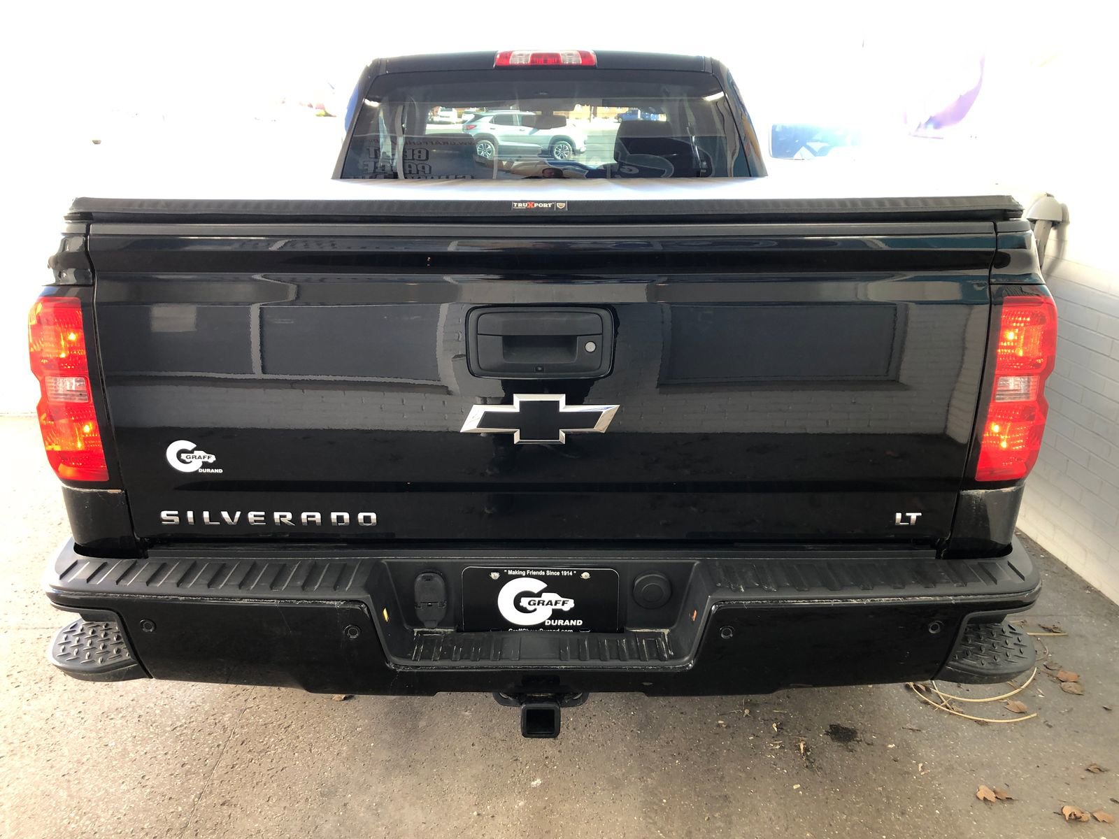 Used 2017 Chevrolet Silverado 1500 LT w/ Midnight Edition image 7