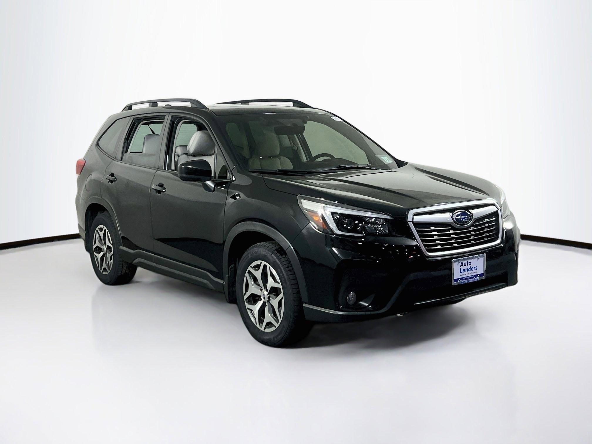 Used 2021 Subaru Forester Premium AWD/4WD image 3