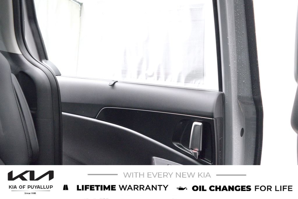New 2026 Kia Carnival SX image 11