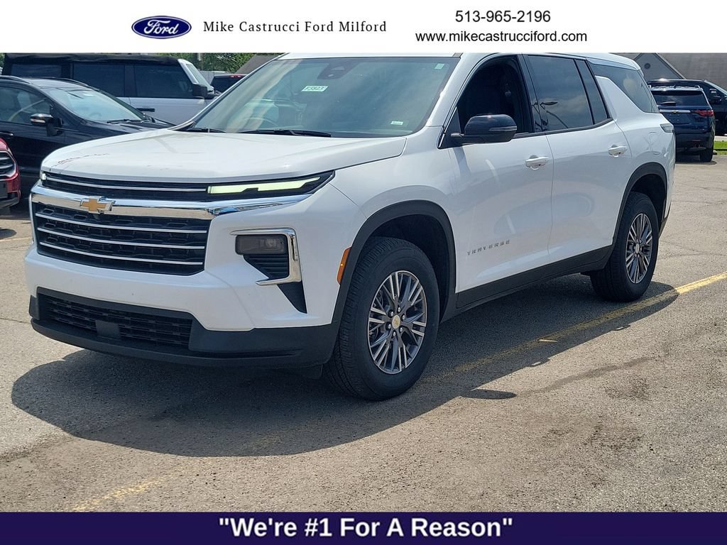 Used 2026 Chevrolet Traverse LT AWD/4WD image 1