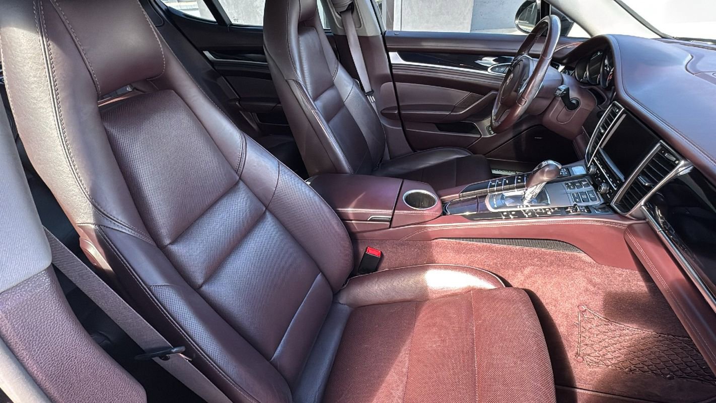Used 2015 Porsche Panamera 4 image 20