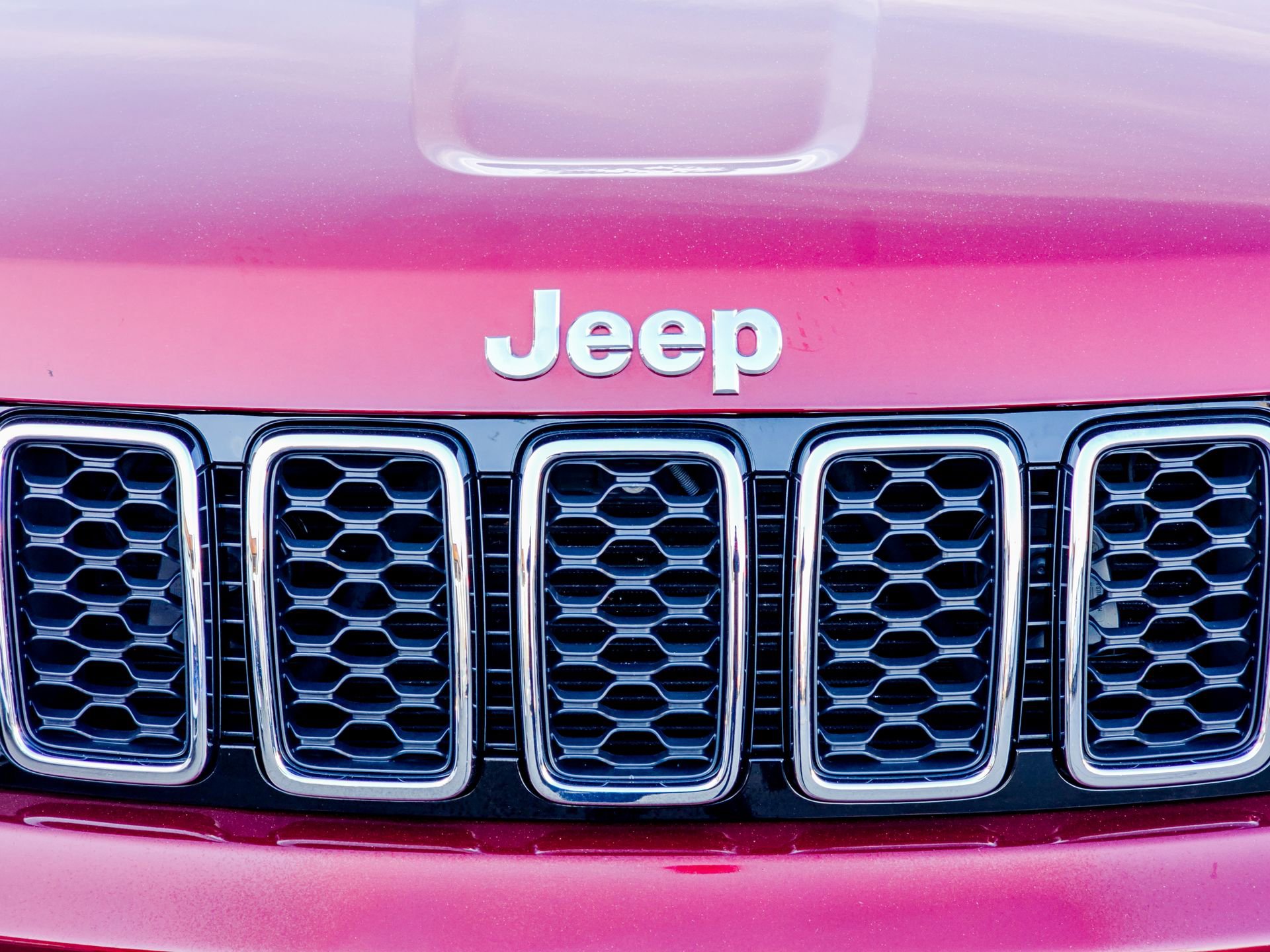 Used 2022 Jeep Grand Cherokee Limited image 3