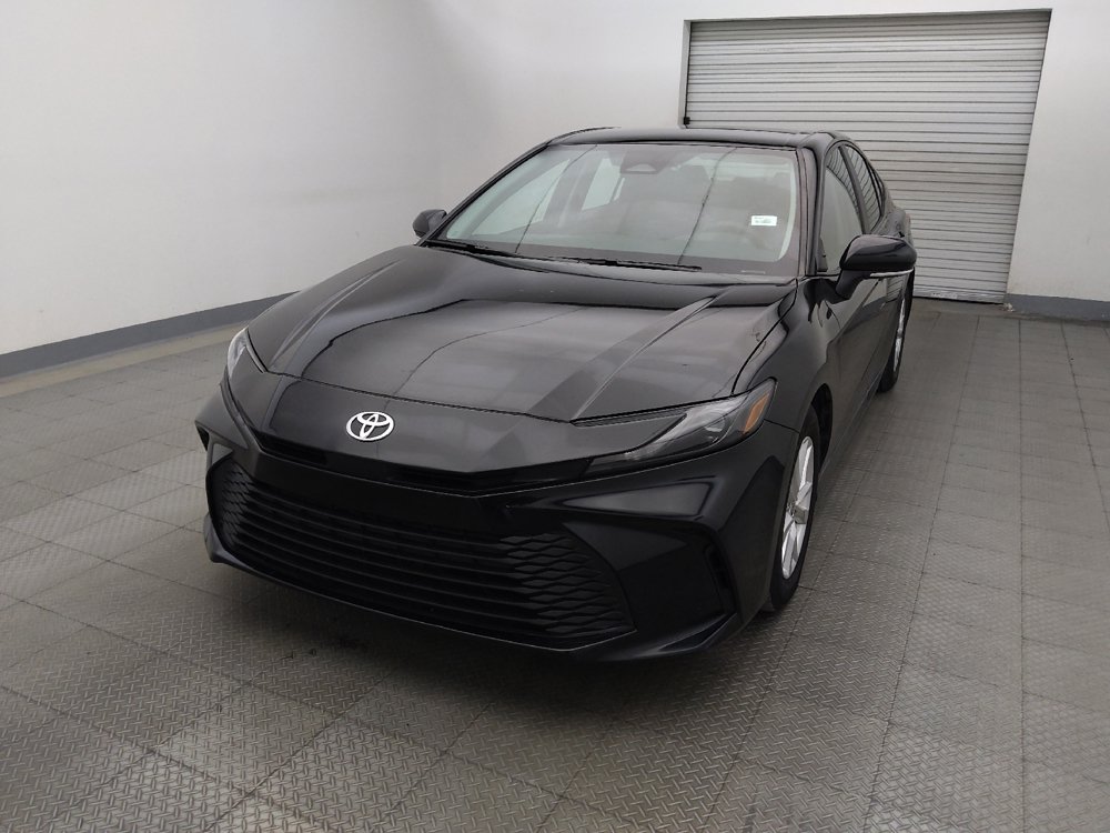 Used 2025 Toyota Camry LE FWD image 15