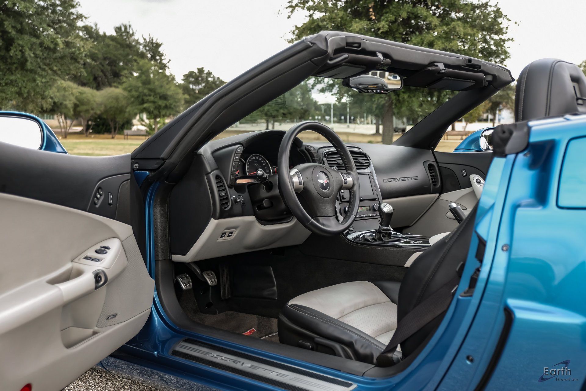 Used 2011 Chevrolet Corvette Grand Sport w/ Preferred Equipment Group RWD image 40