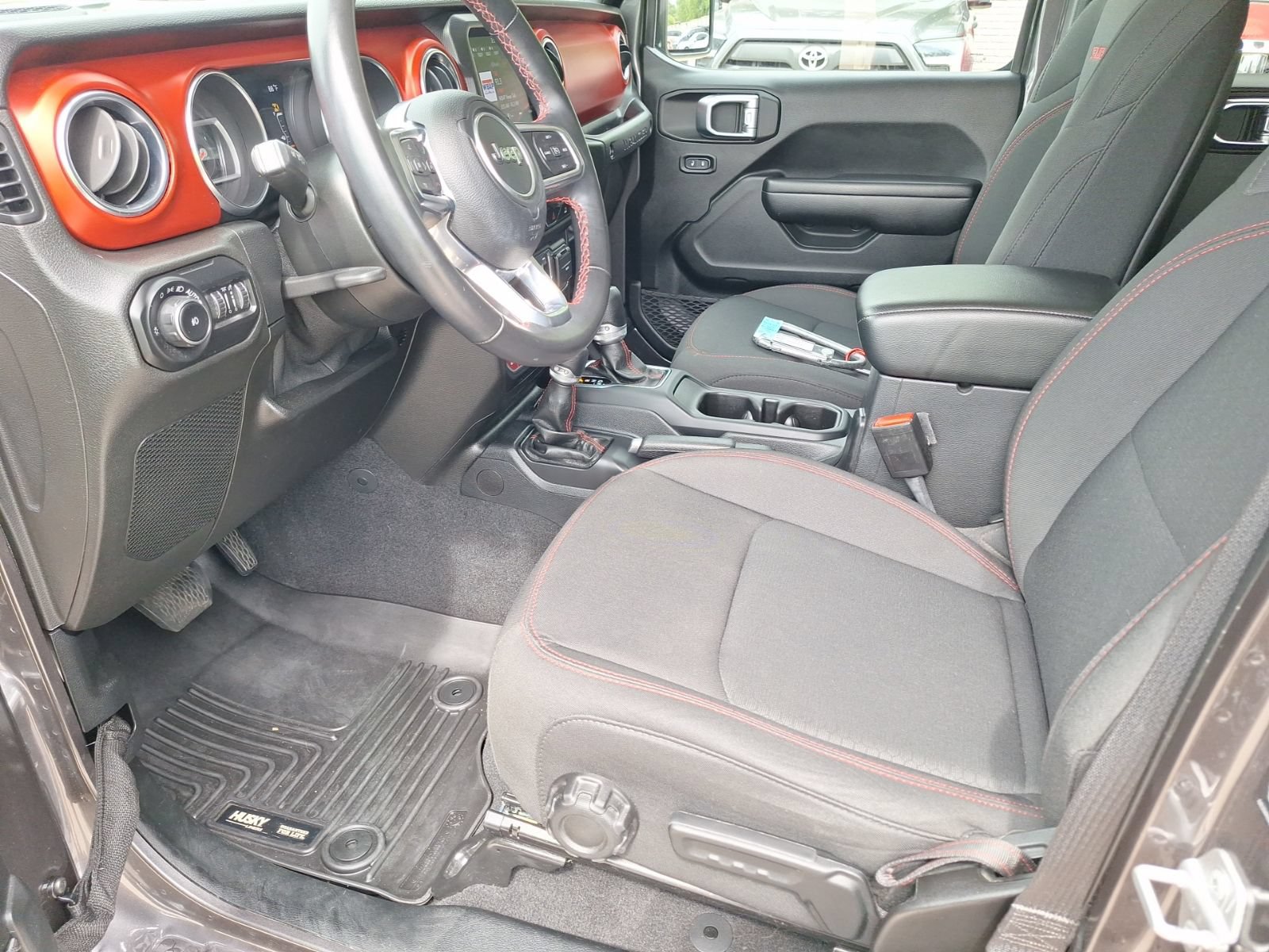 Used 2021 Jeep Wrangler Unlimited Rubicon AWD/4WD image 16