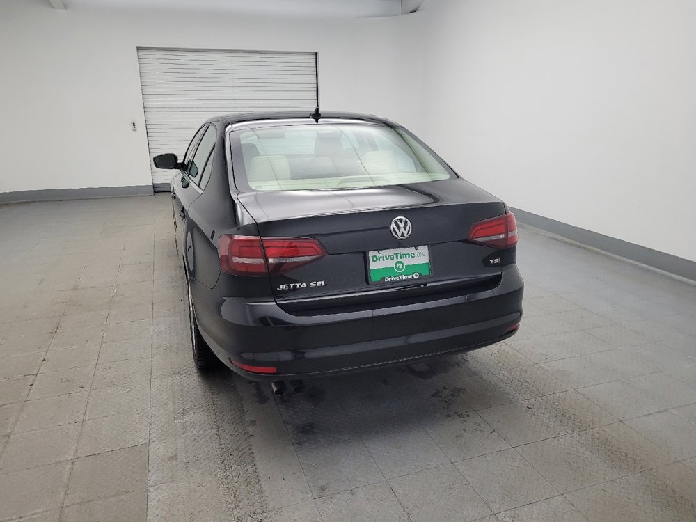 Used 2016 Volkswagen Jetta SEL Premium image 6