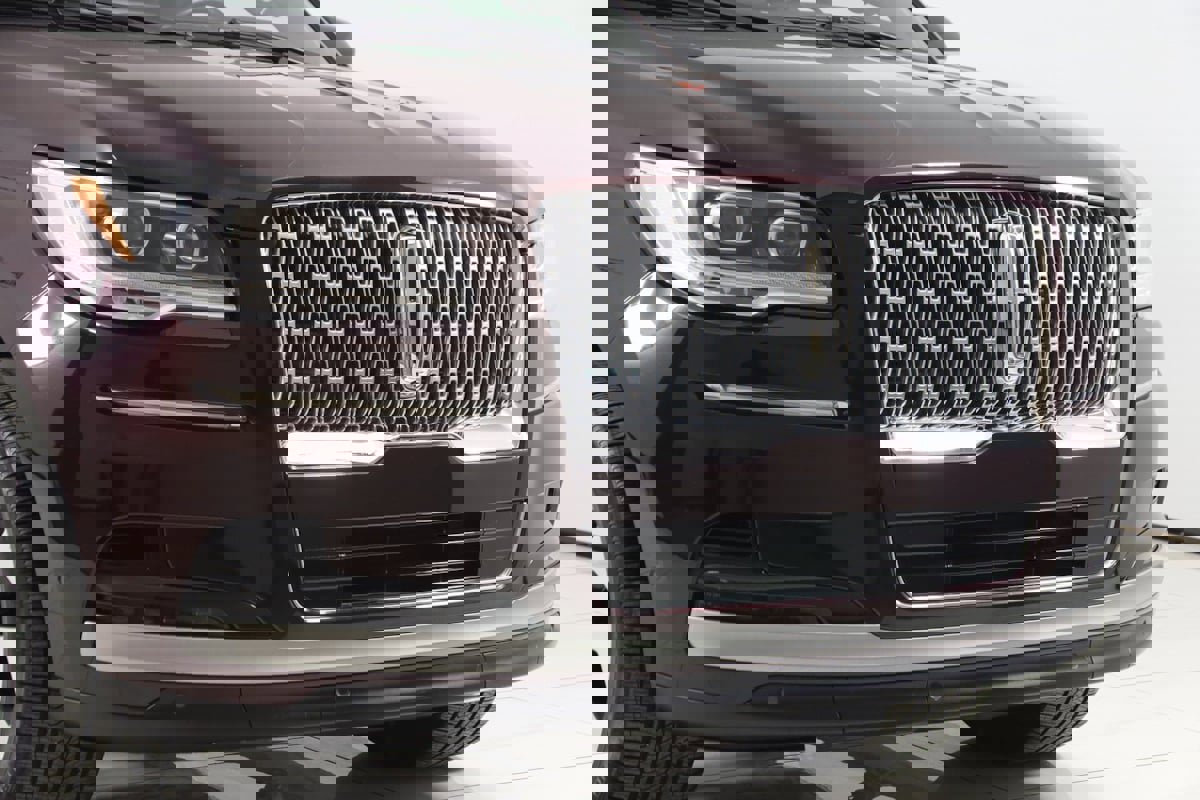 Used 2024 Lincoln Navigator L Reserve image 45