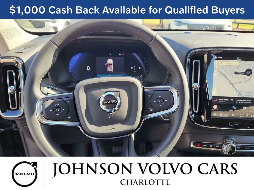 New 2026 Volvo XC40 B5 Core w/ Climate Package image 9