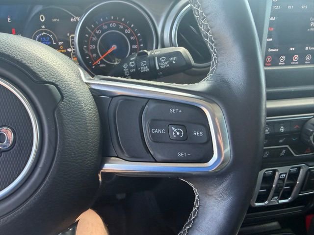 Used 2018 Jeep Wrangler Unlimited Sahara w/ Cold Weather Group image 20