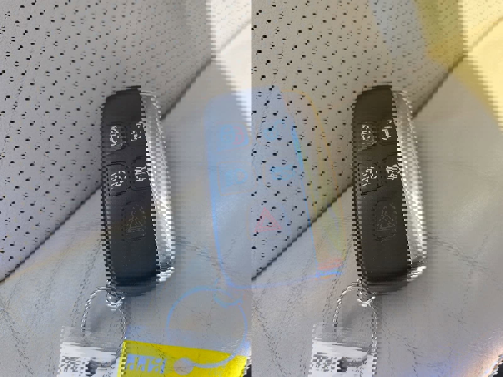 Used 2013 Jaguar XJ image 38