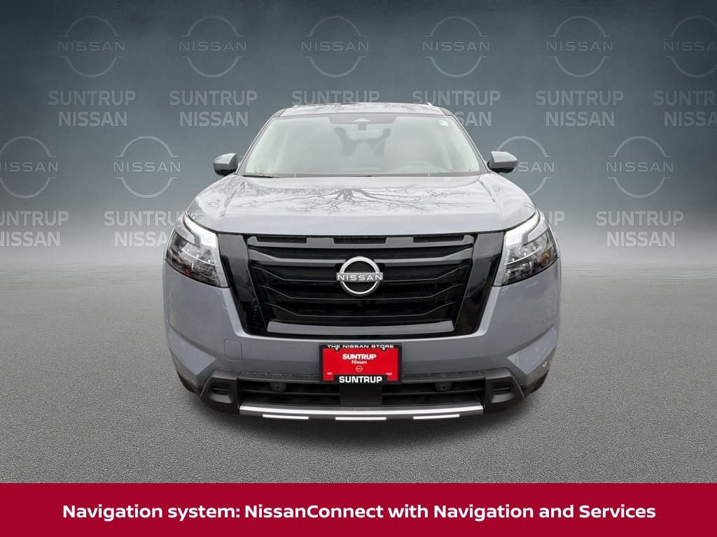 New 2025 Nissan Pathfinder Platinum w/ Black Appearance Package image 10