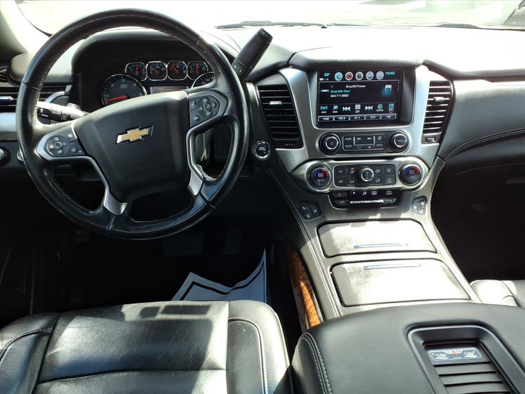 Used 2019 Chevrolet Suburban Premier AWD/4WD image 9