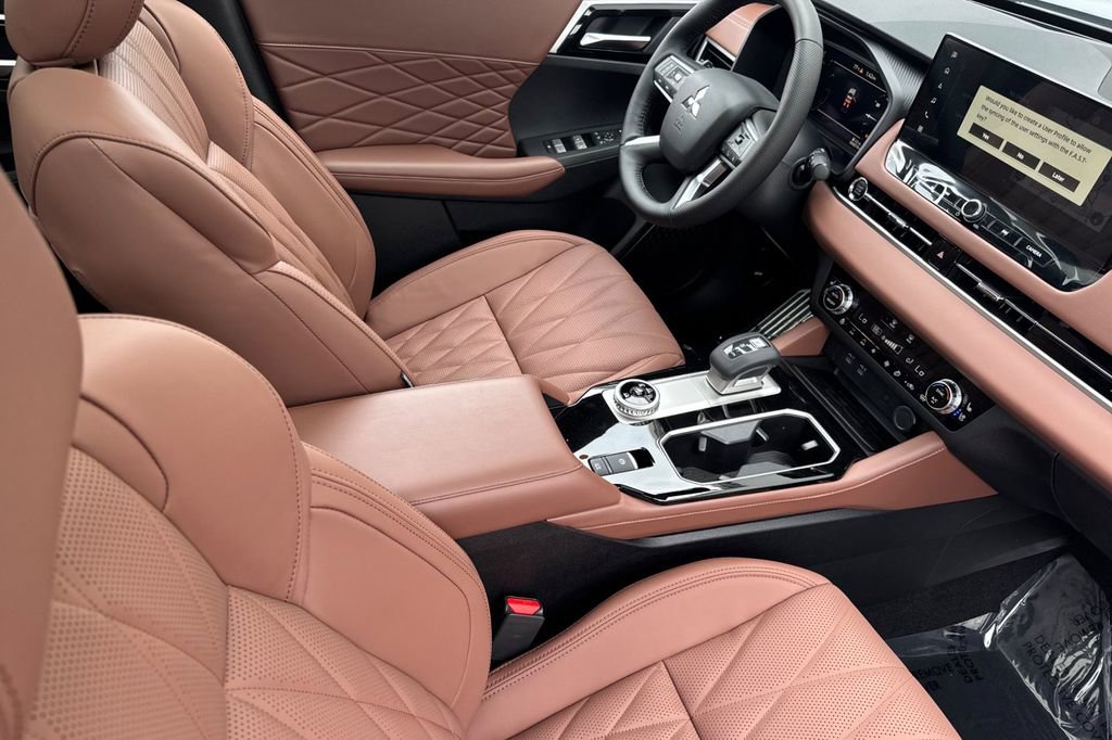 New 2026 Mitsubishi Outlander SEL AWD/4WD image 16