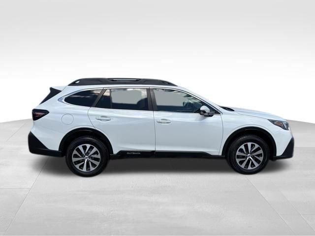Used 2022 Subaru Outback Premium AWD/4WD image 9