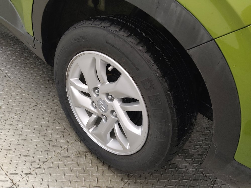 Used 2021 Hyundai Venue SE FWD image 31