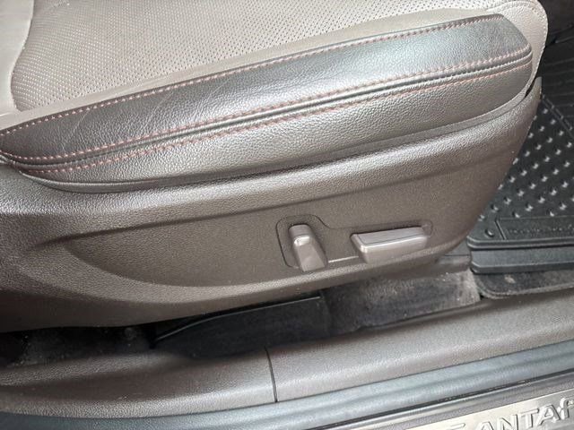 Used 2019 Hyundai Santa Fe AWD image 42