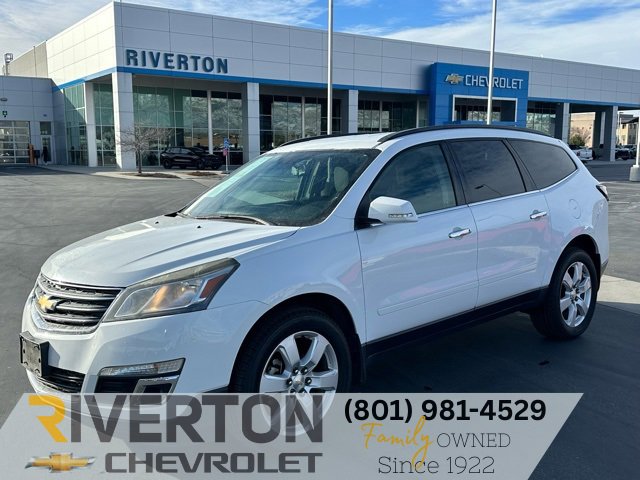 Used 2017 Chevrolet Traverse LT w/ Style and Technology Package